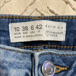 Denim&Co Blue Skinny Jeans with Classic Fit and Timeless Style